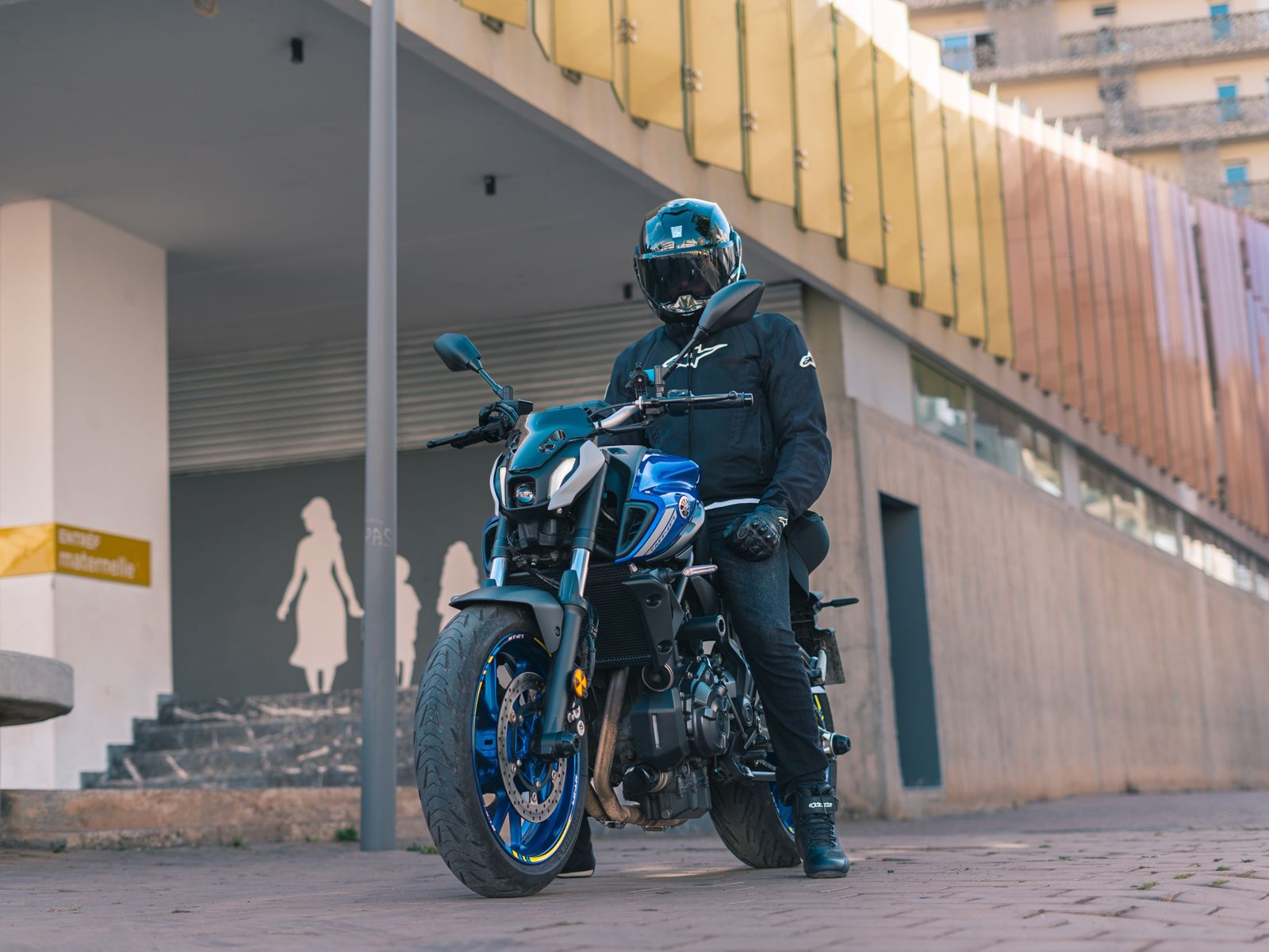 Yamaha MT-07 2025 : prix, versions et fiche technique